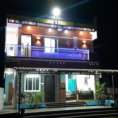 Teja Residency Hotel Alāndurai Kültér fotó