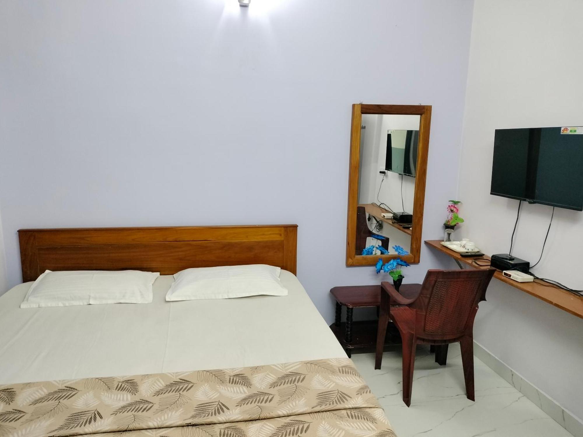 Teja Residency Hotel Alāndurai Kültér fotó