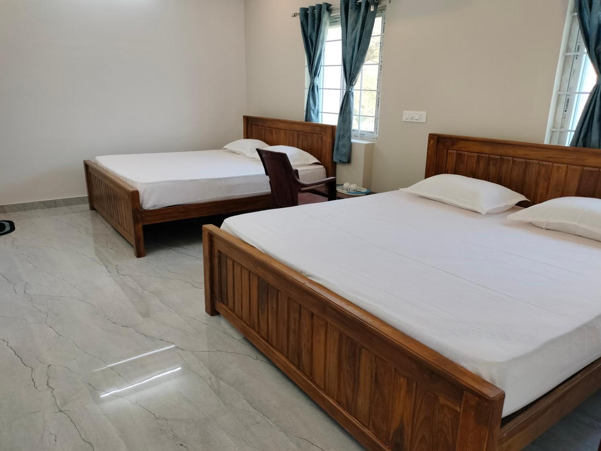 Teja Residency Hotel Alāndurai Kültér fotó